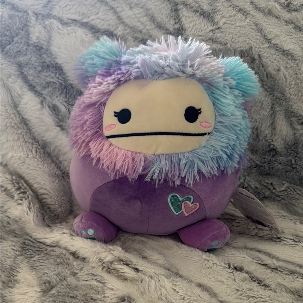 Squishmallows Valentines Eden 8” plush